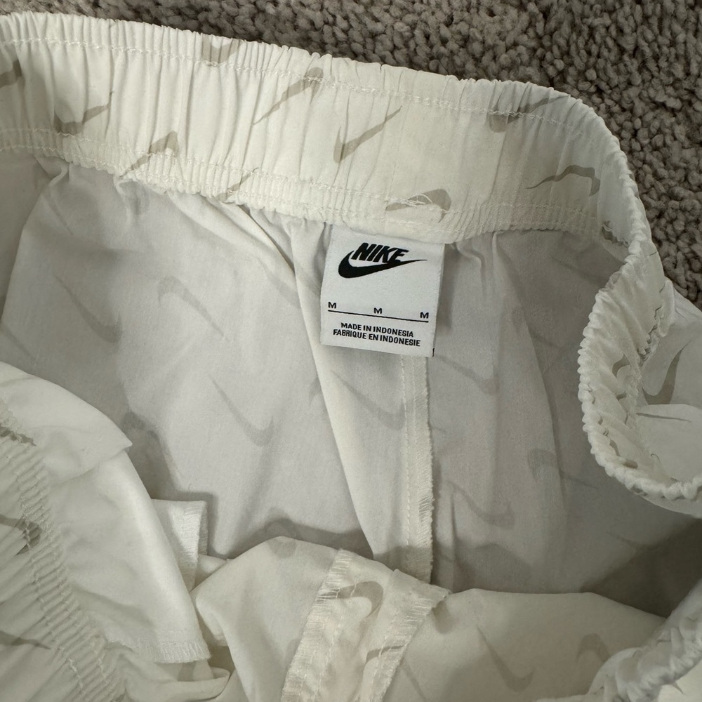 Nike Matching Set - Picture 9 of 10